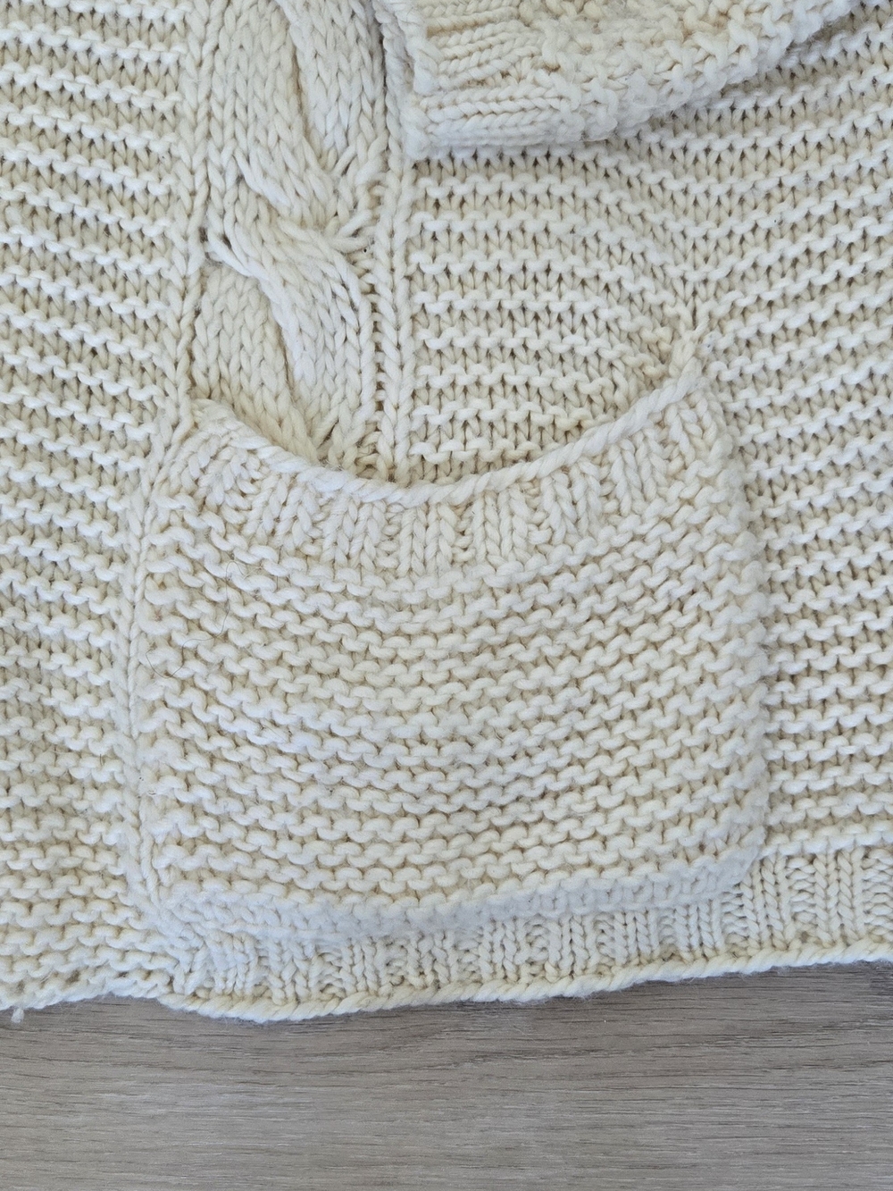 GAP Hand-Knit Slouchy Cardigan Sweater XL Cream Chunky Cable KnitDescrip - Picture 5 of 10